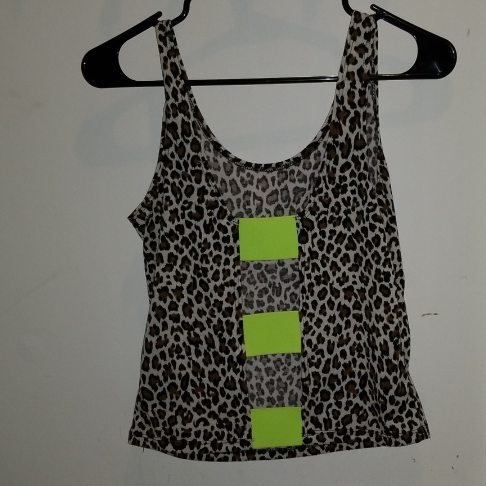 Top - Picture 2 of 4